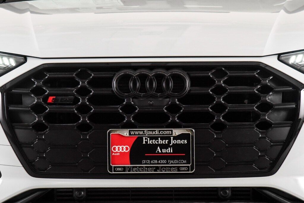2024 Audi SQ5
