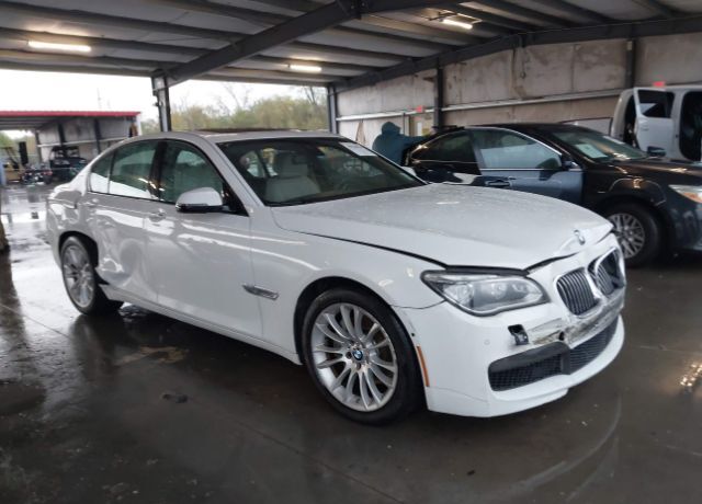 BMW 740i