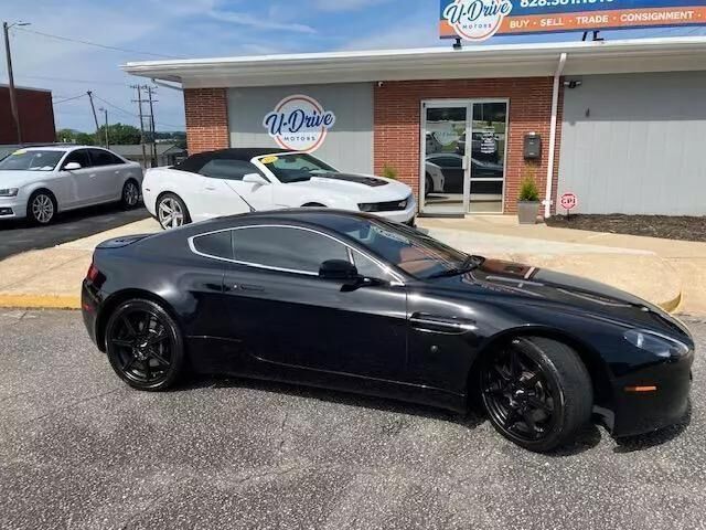 Aston Martin V8 Vantage
