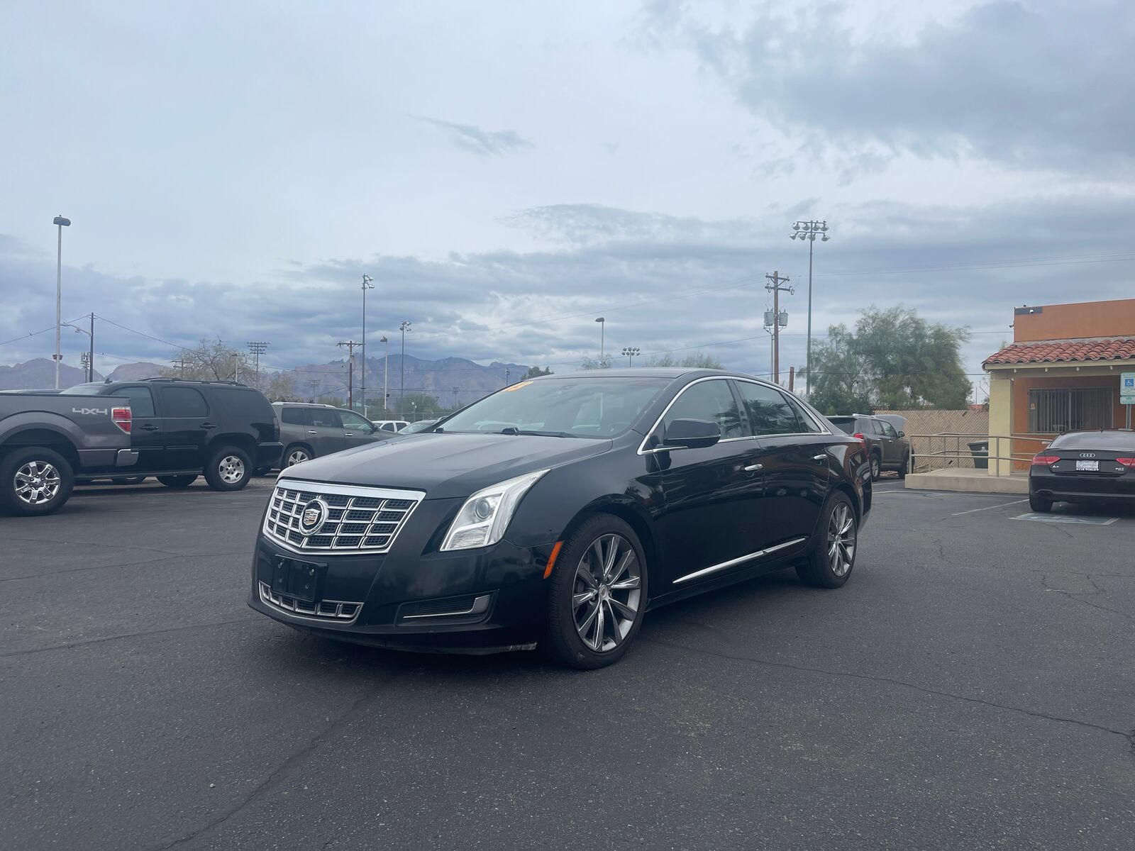 2013 CADILLAC XTS