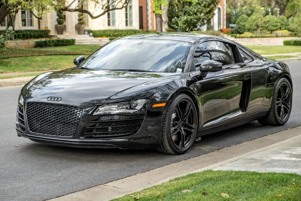 Audi R8