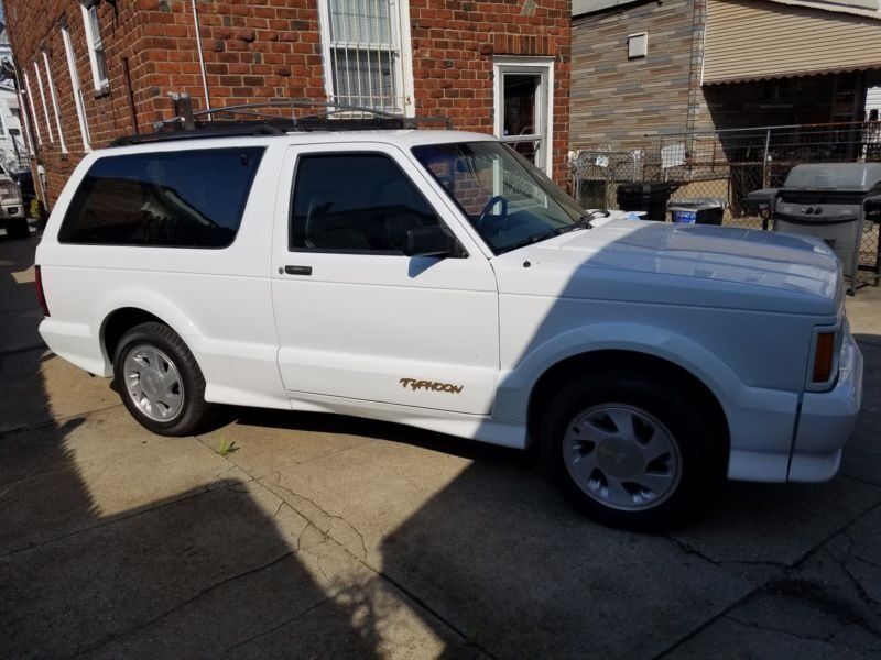 GMC Typhoon