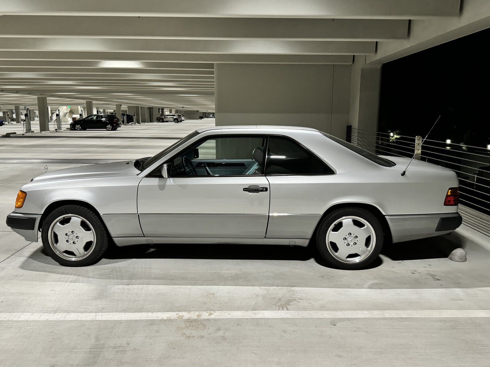 1993 Mercedes-Benz 300