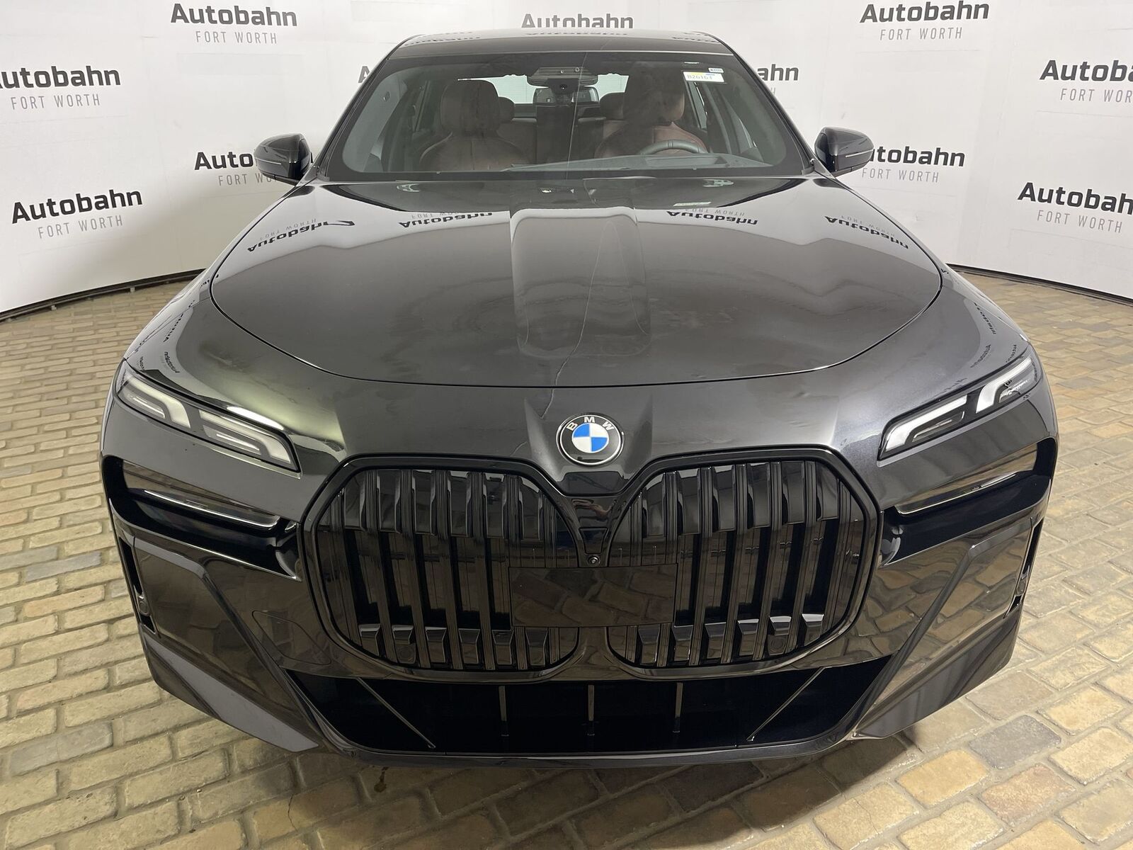 2023 BMW 740i