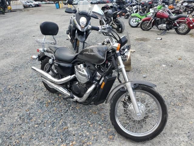 Honda VT750 (Shadow)