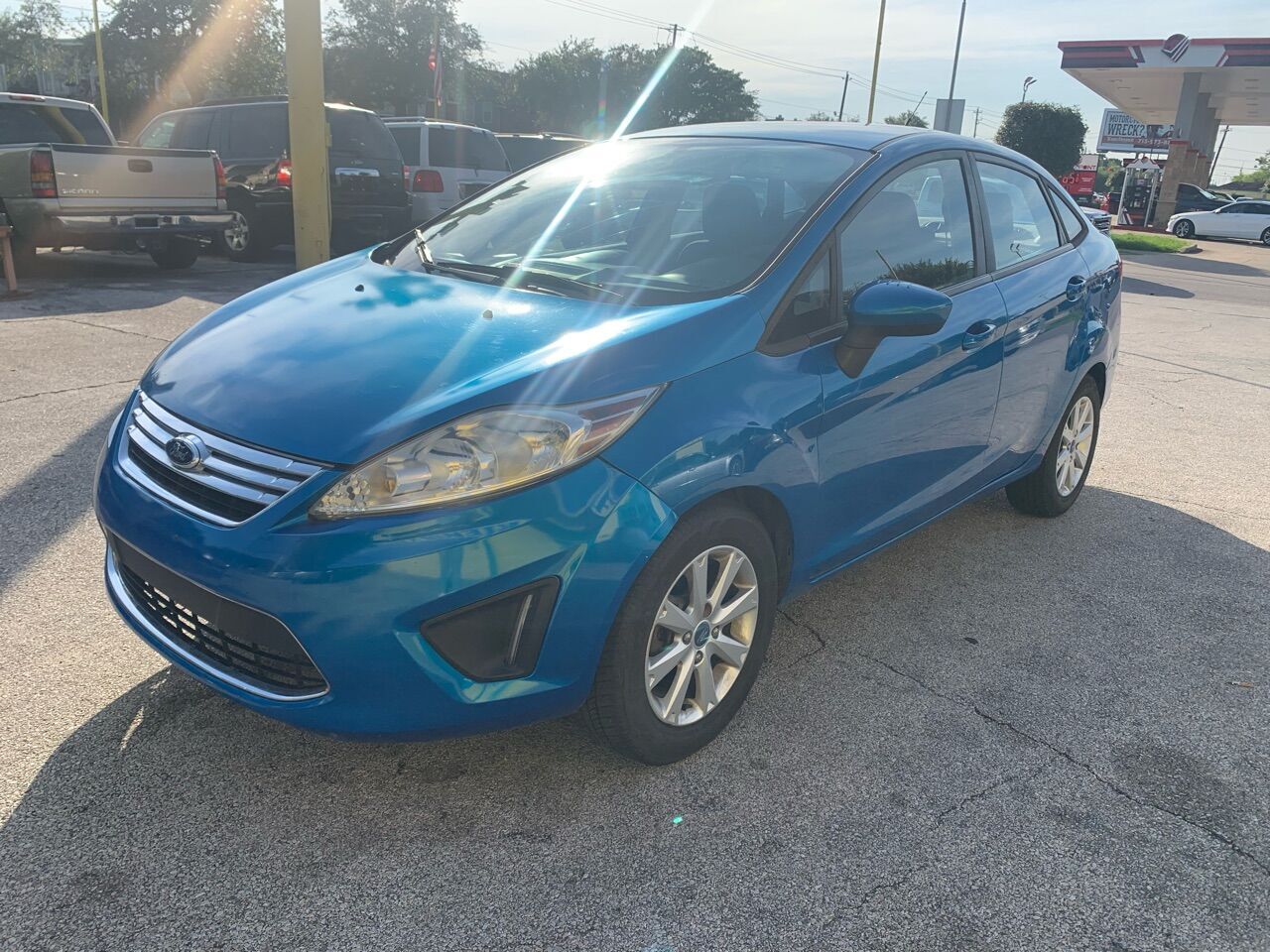 2012 FORD Fiesta