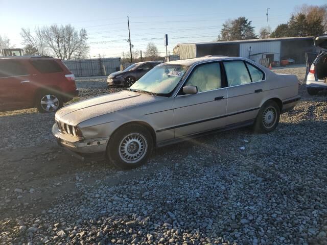 BMW 525i