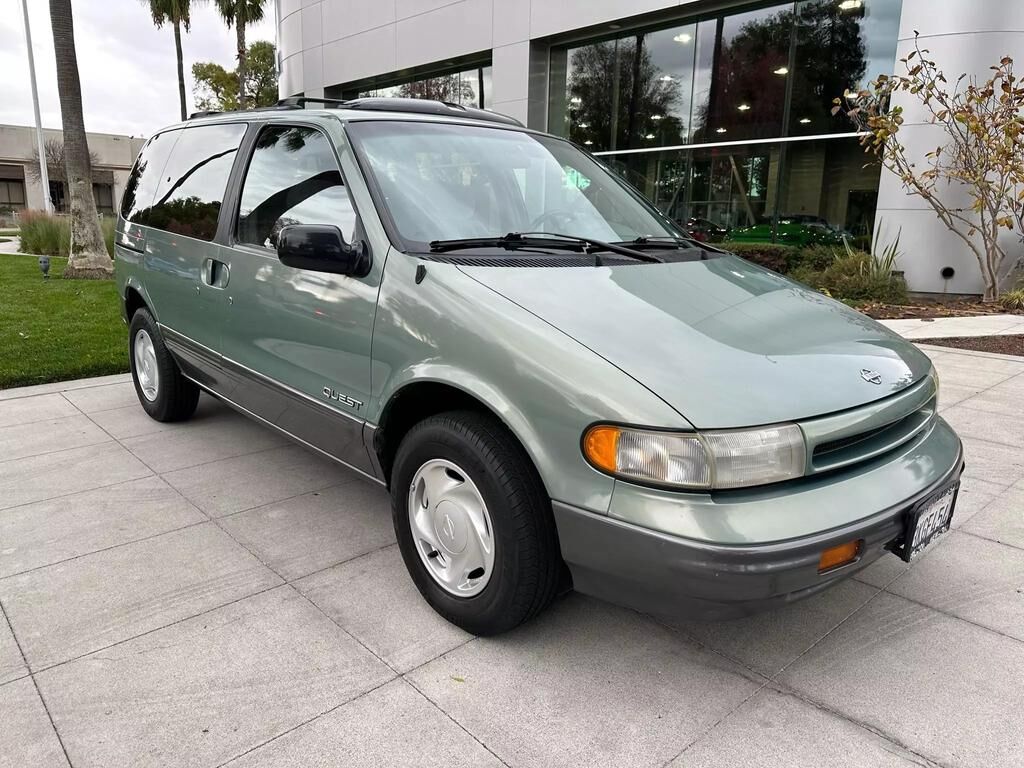 Nissan Quest