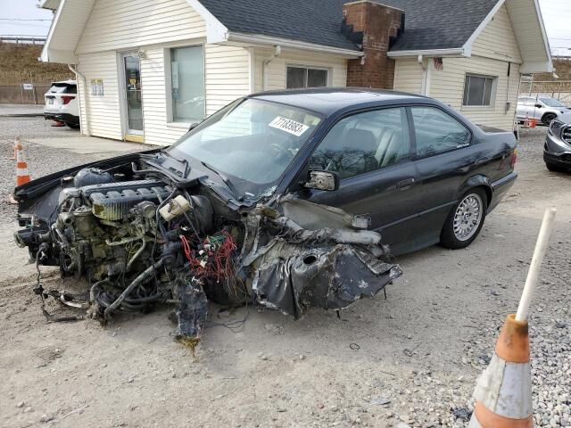 BMW 325iS