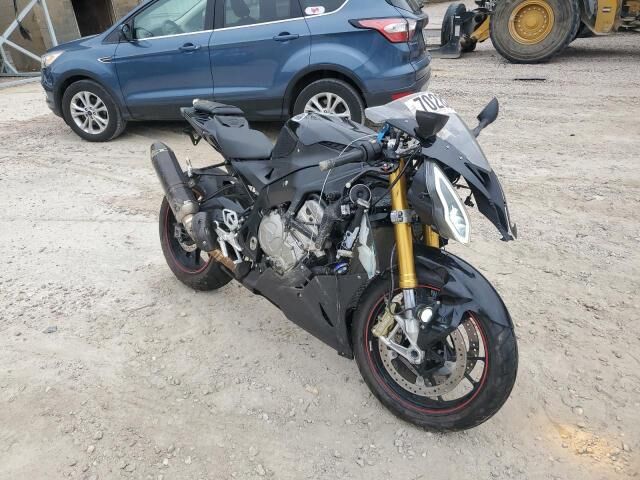 BMW S 1000 RR