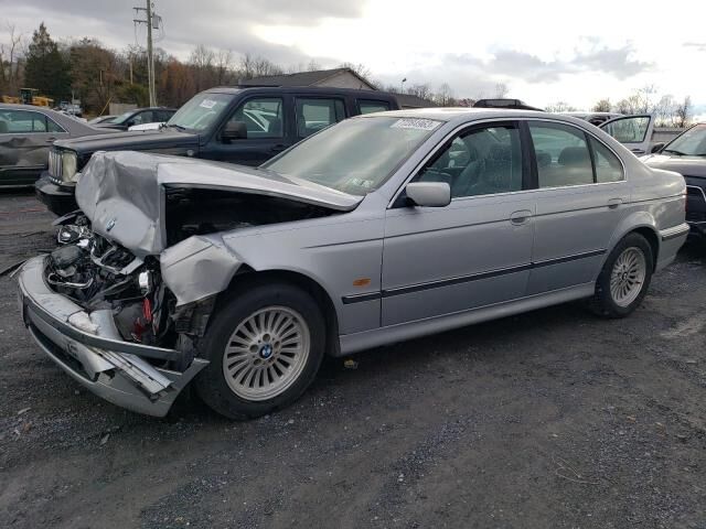 BMW 540i