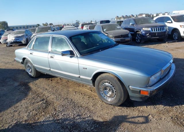 Jaguar XJ6