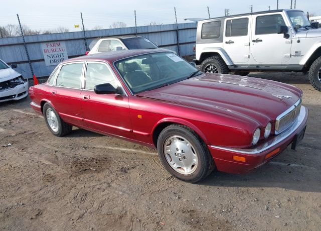Jaguar XJ6