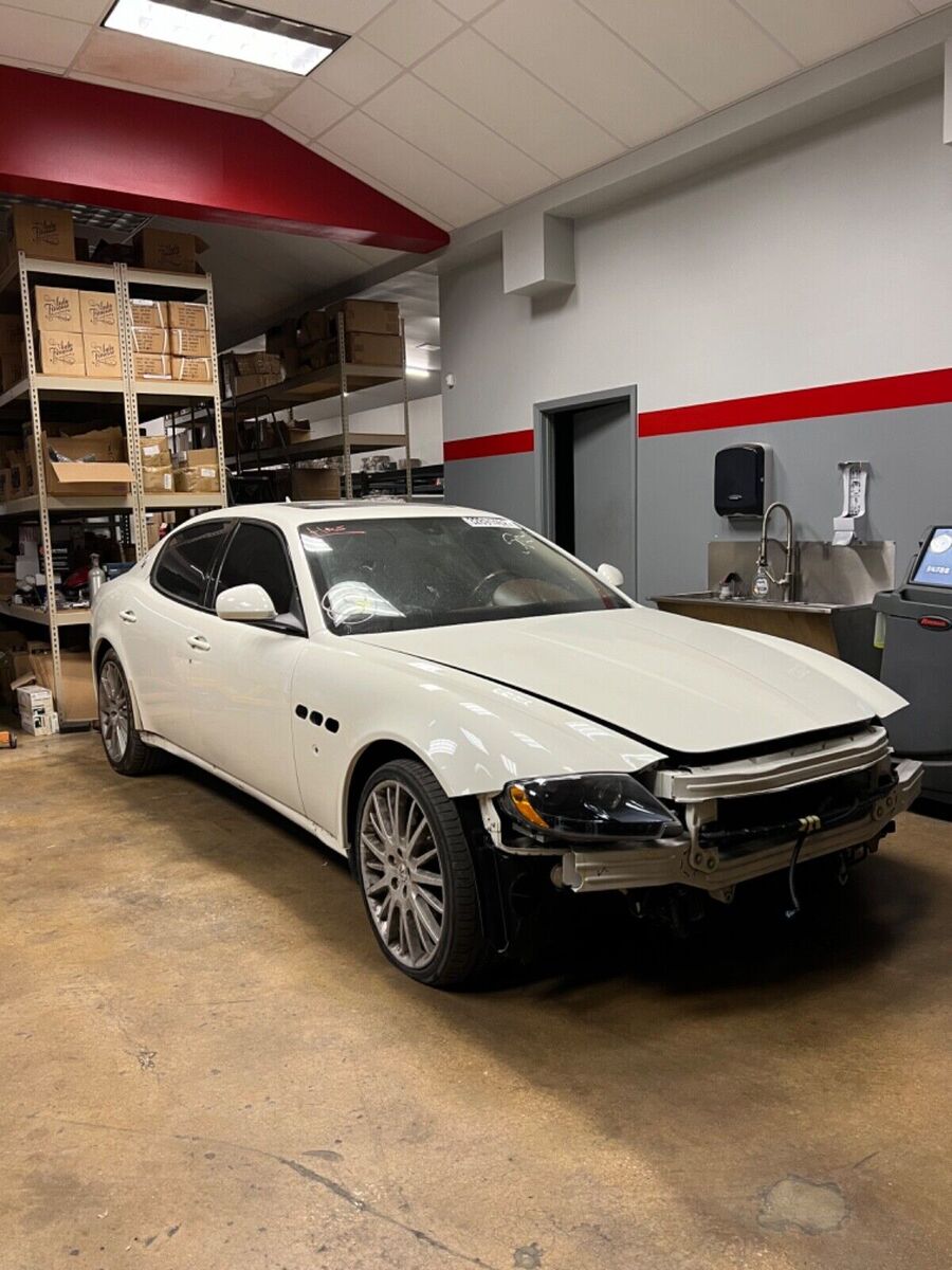 Maserati Quattroporte