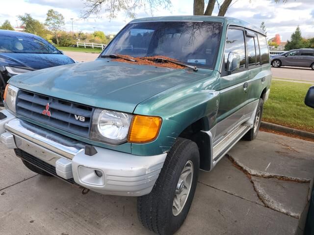 Mitsubishi Montero