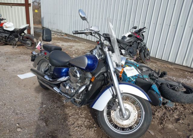 Honda VT750 (Shadow Aero)