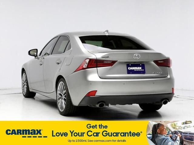 2016 Lexus IS