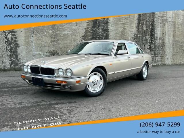 Jaguar XJ6