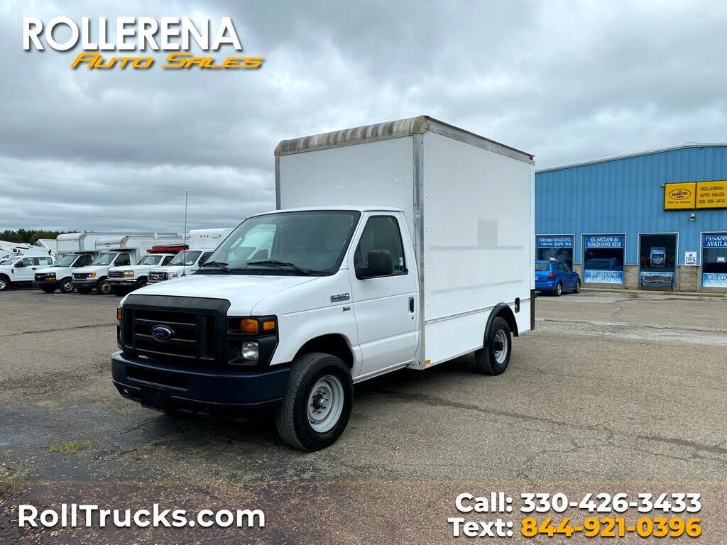 2012 FORD E-350