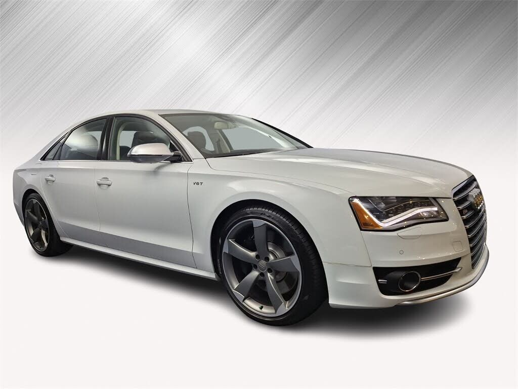 Audi S8