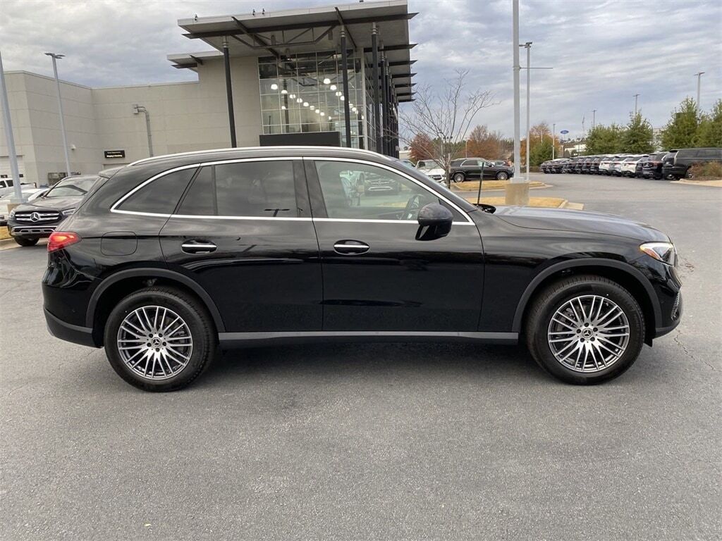 2024 Mercedes-Benz GLC-Class