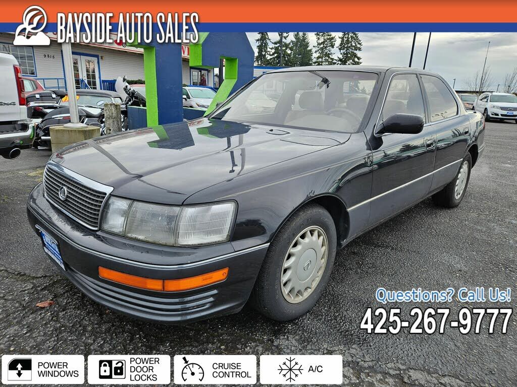 Lexus LS