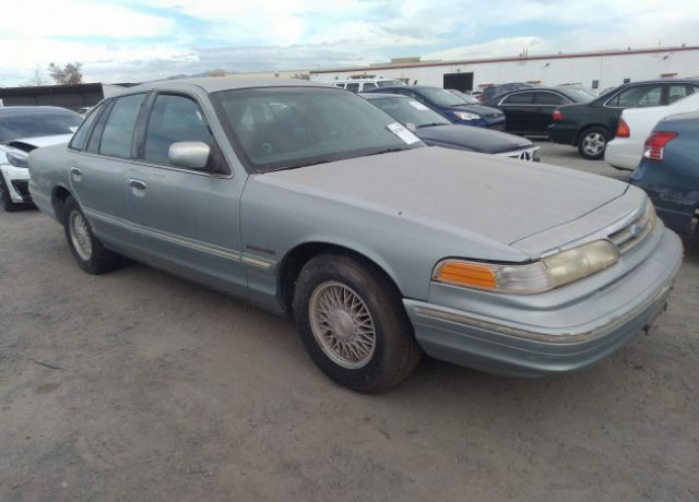 Ford Crown Victoria