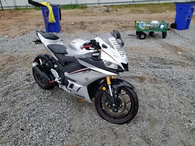 YAMAHA