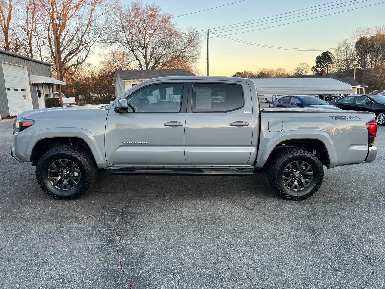 2020 TOYOTA Tacoma