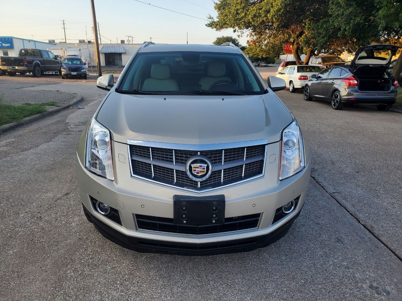 2010 CADILLAC SRX