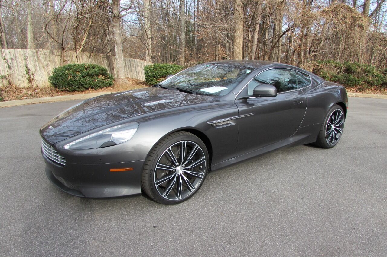 Aston Martin Virage