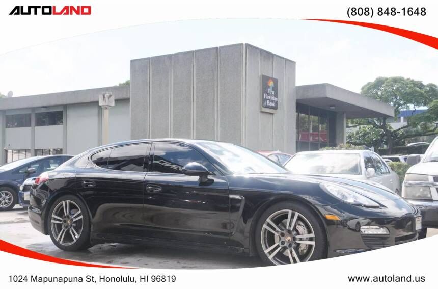 2012 PORSCHE Panamera