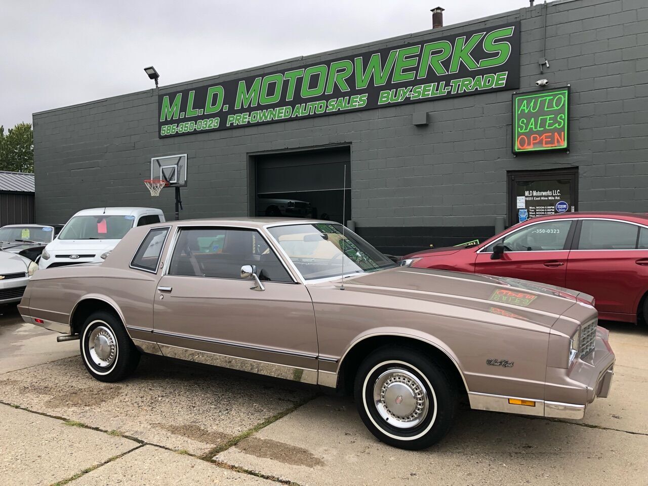 1983 CHEVROLET Monte Carlo