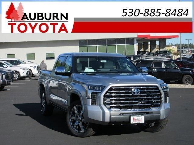2024 TOYOTA Tundra