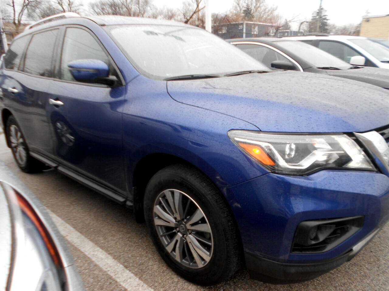 2020 NISSAN Pathfinder
