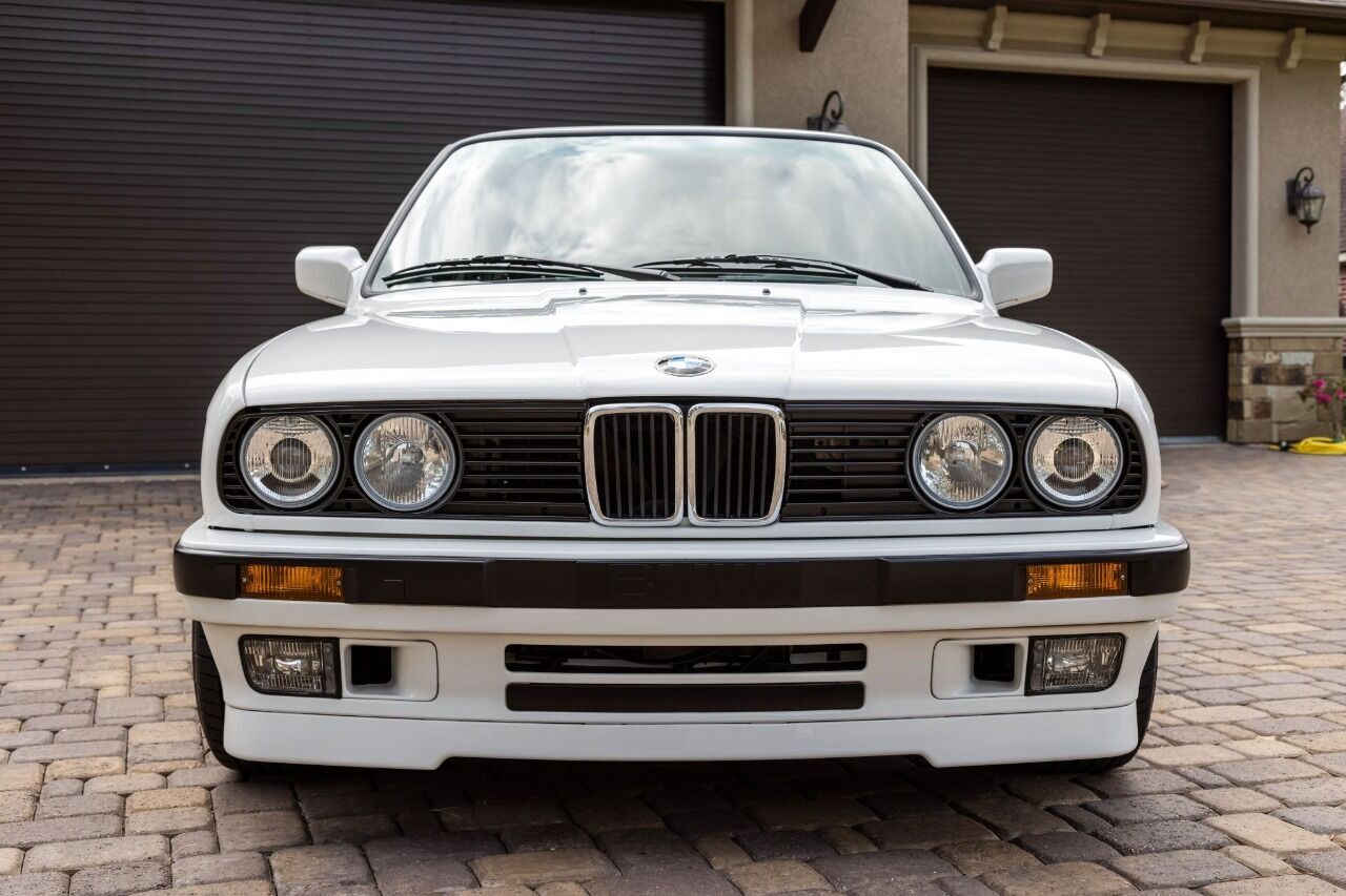 BMW 318iS