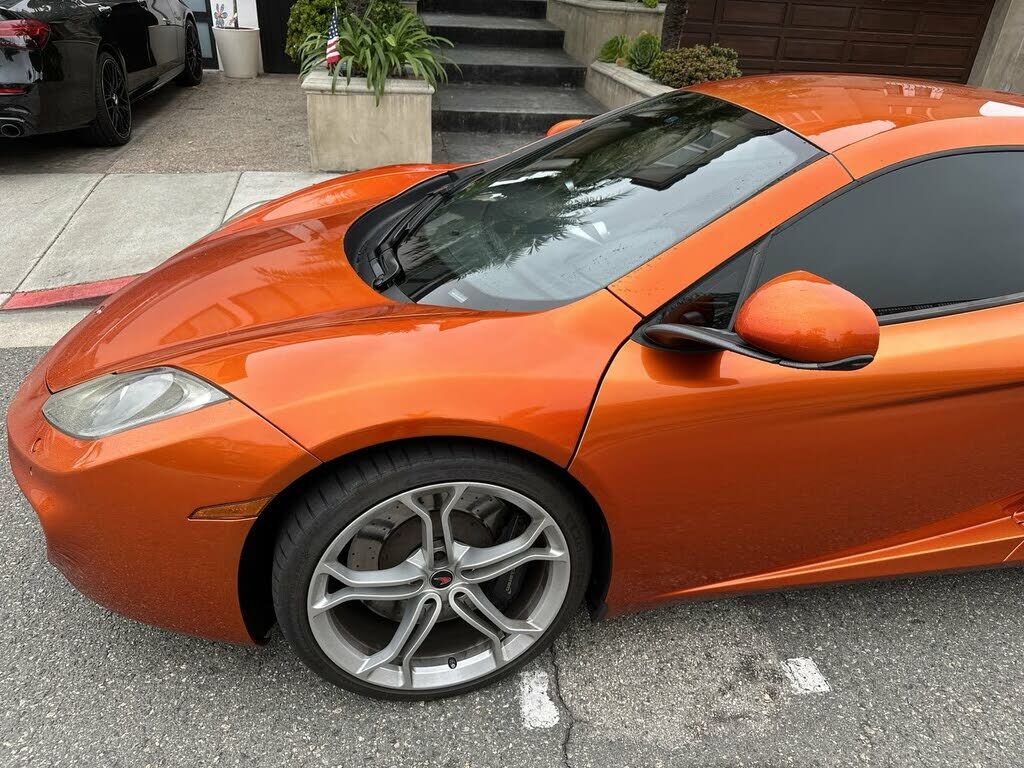 McLaren MP4-12C