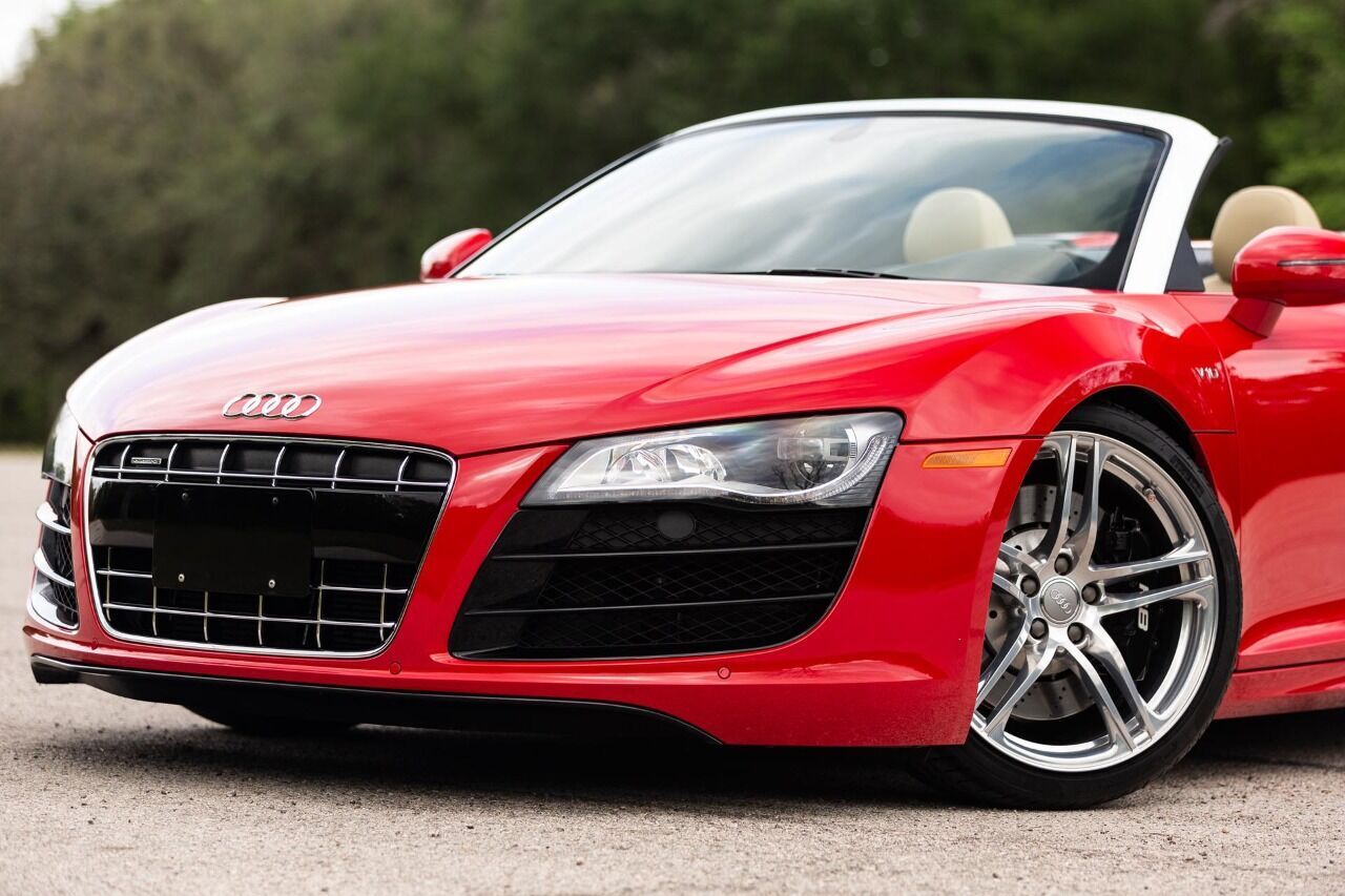 Audi R8