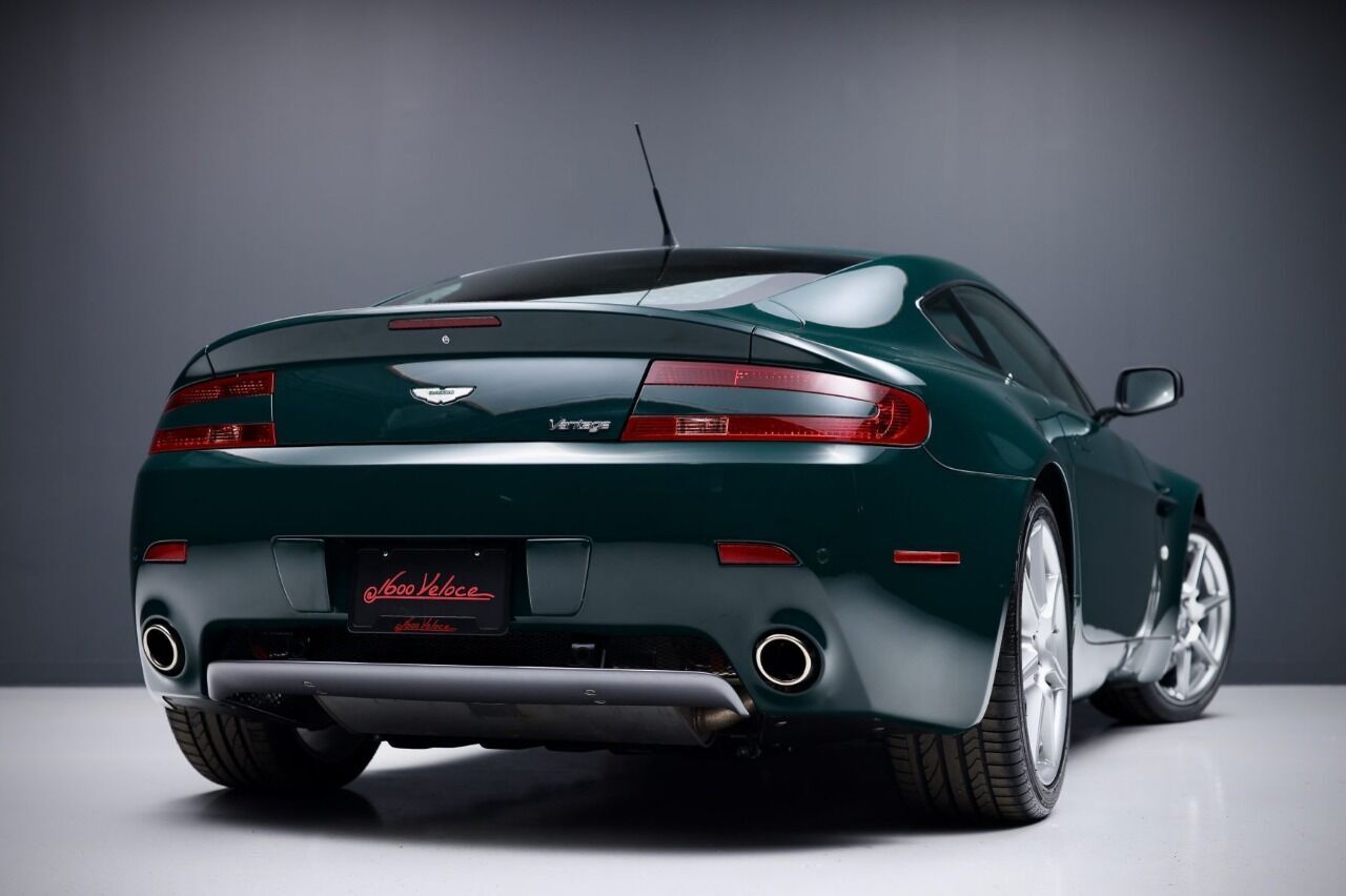 Aston Martin V8 Vantage