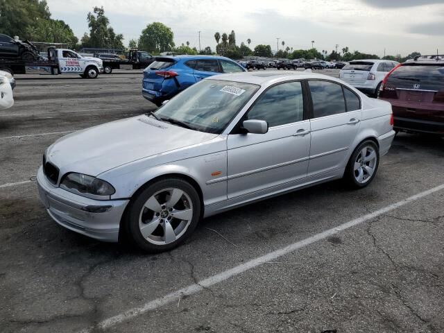 BMW 328i
