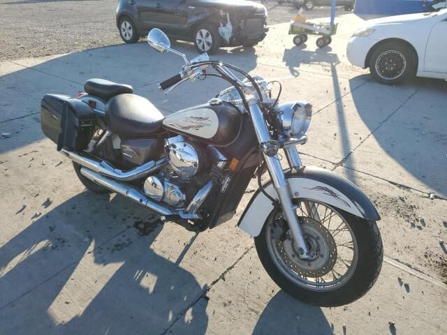 Honda VT750 (Shadow Aero)