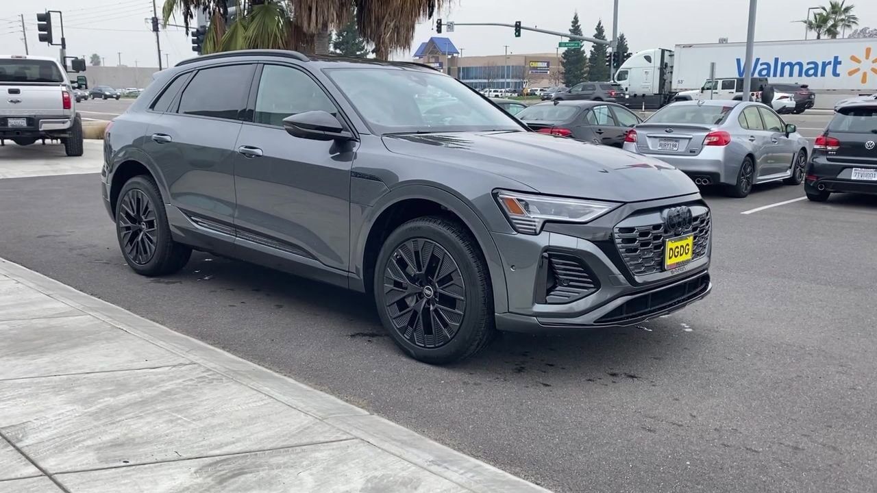 2024 Audi Q8