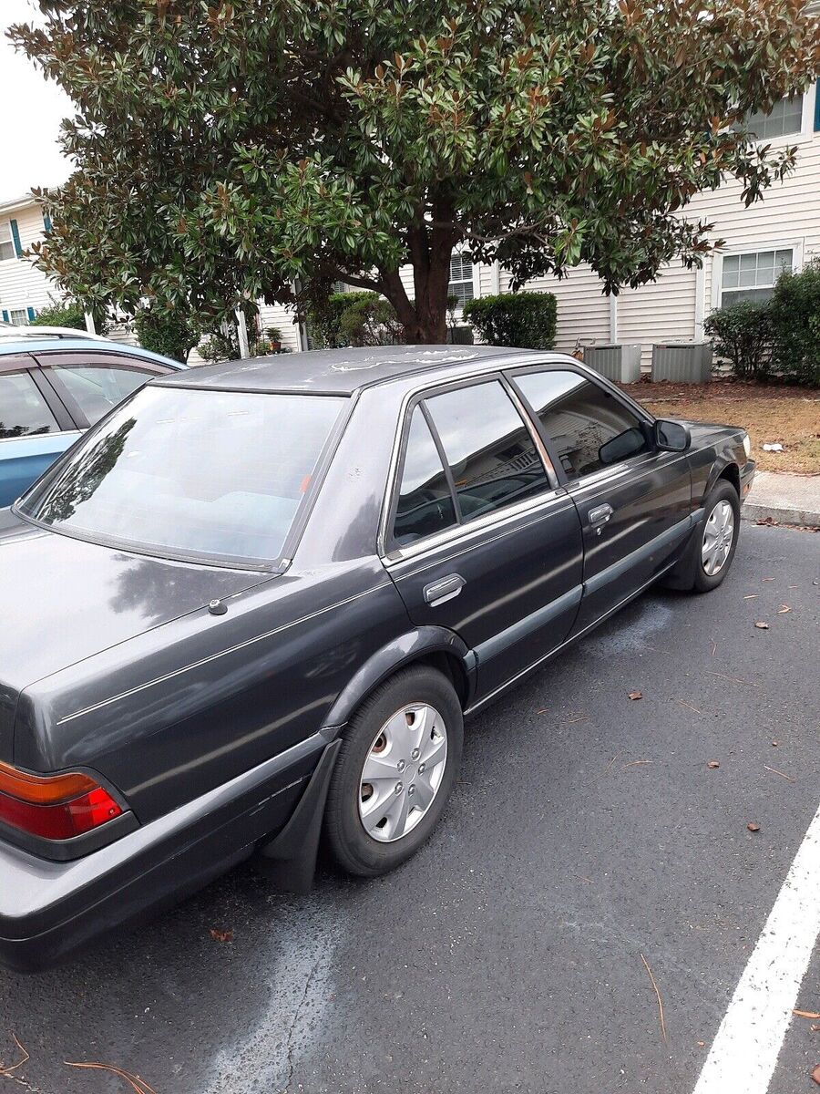 Nissan Stanza