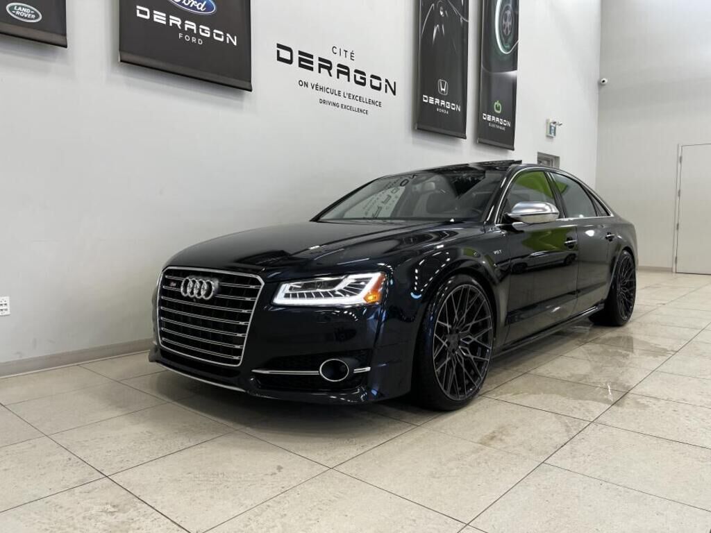 Audi S8
