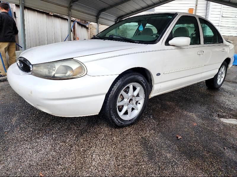 Ford Contour