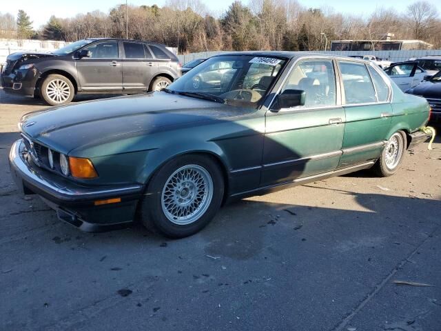 BMW 740i