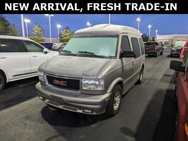 GMC Safari