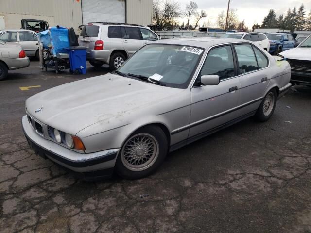 BMW 530i