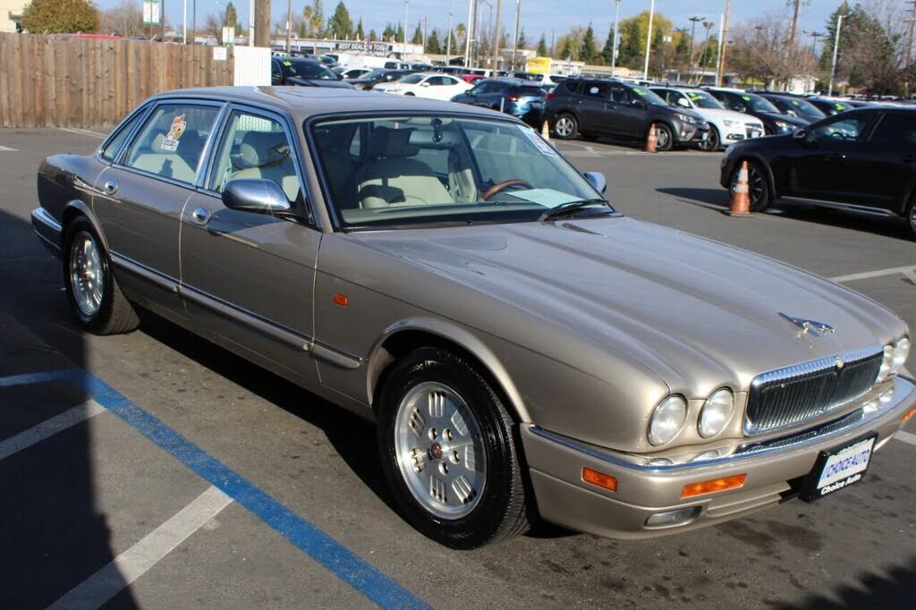 Jaguar Vanden Plas