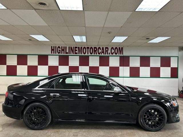 Audi S8